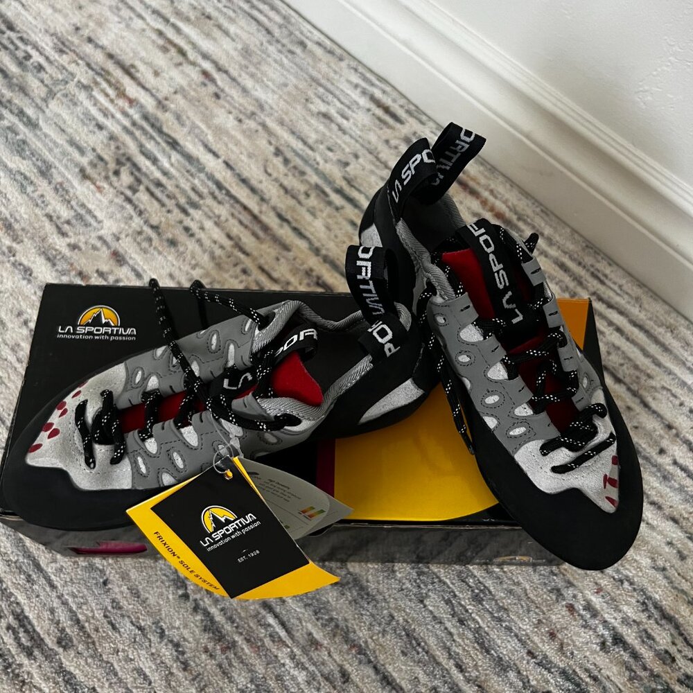 NEW Climbing Bundle :La Sportiva TarantuLace & Black Diamond Momentum Harness - Picture 4 of 8